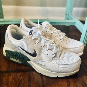 Nike Air Max White and Dark Green Sneakers